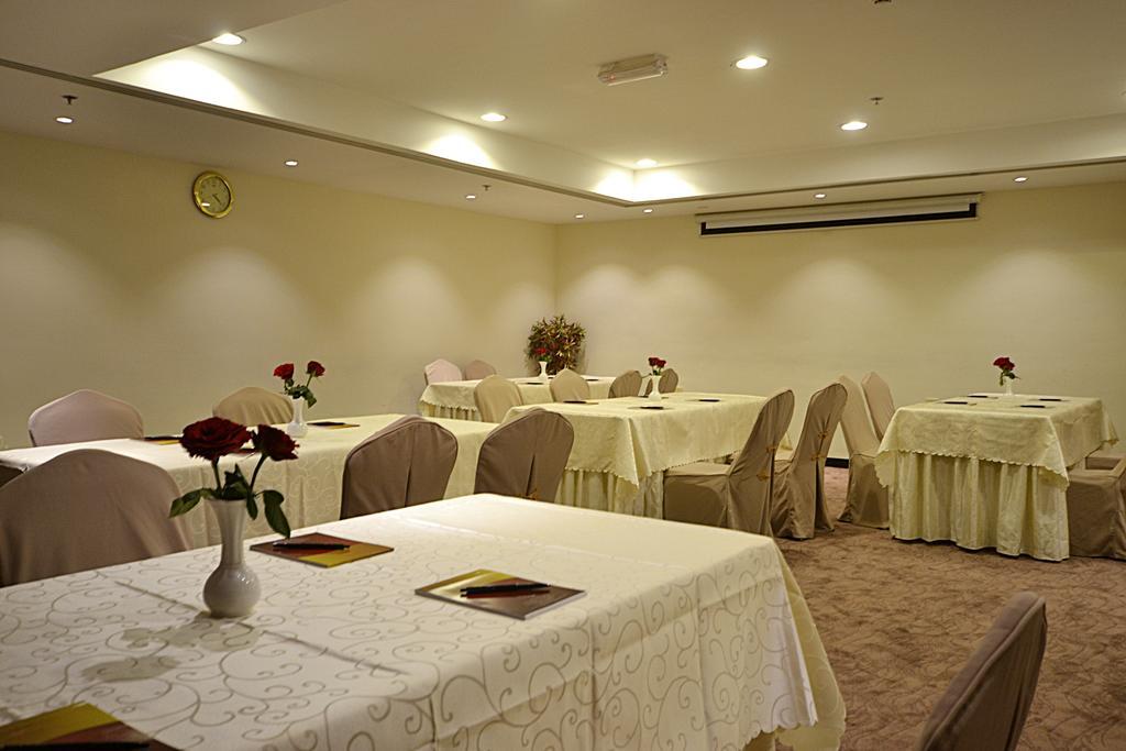 Aryana Hotel Sharjah Eksteriør billede